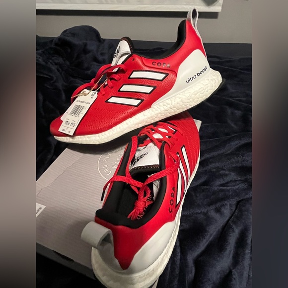 NEW Adidas New York Red Bulls Ultraboost DNA x Copa shoes, size 10.5 - Picture 7 of 8